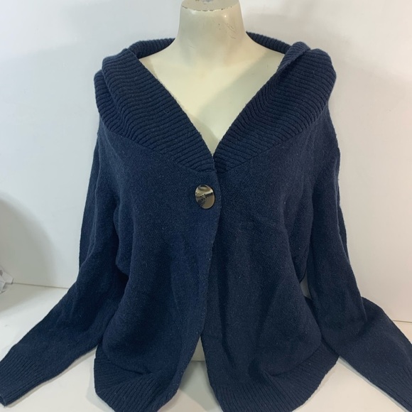 Cabela's Button Up Sweater - Picture 2 of 5